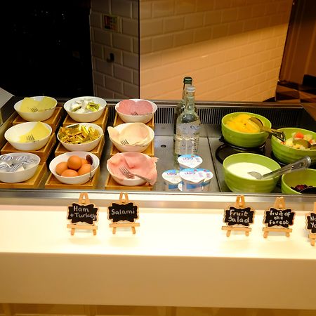 Holiday Inn Warrington By Ihg Buitenkant foto