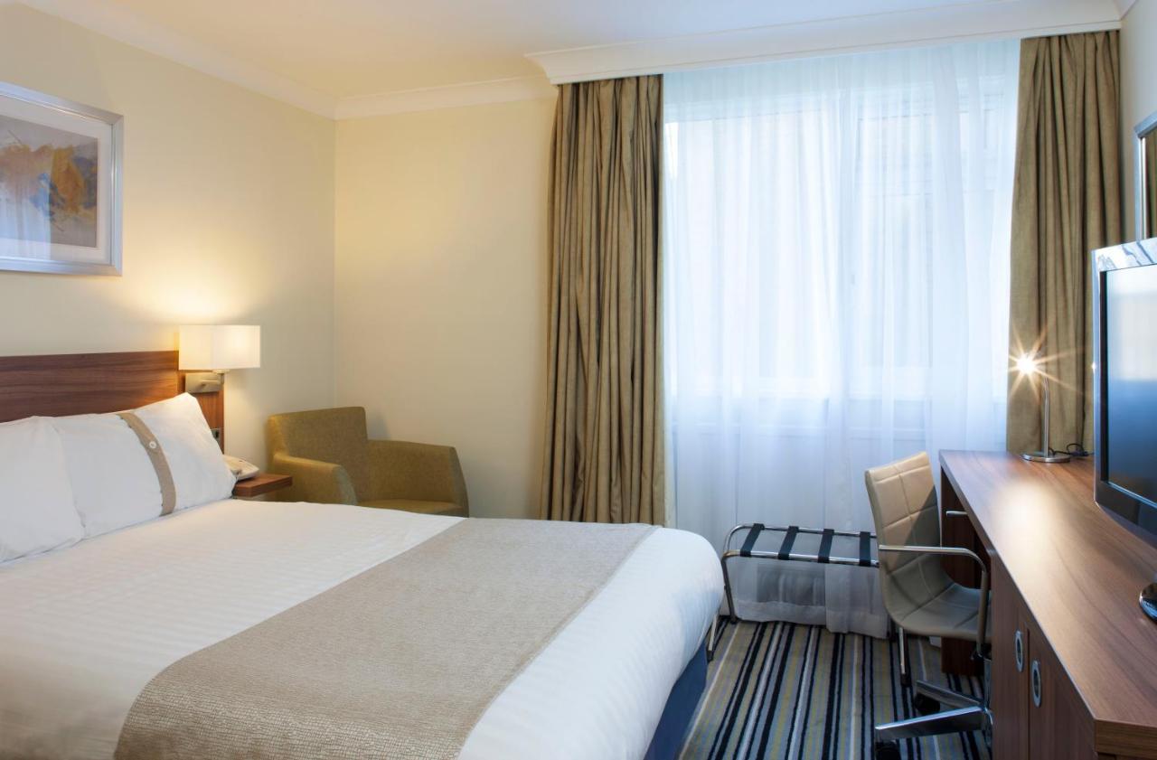 Holiday Inn Warrington By Ihg Buitenkant foto