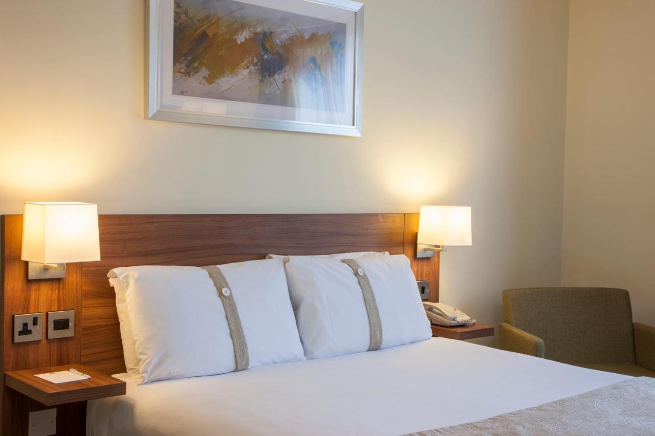 Holiday Inn Warrington By Ihg Buitenkant foto