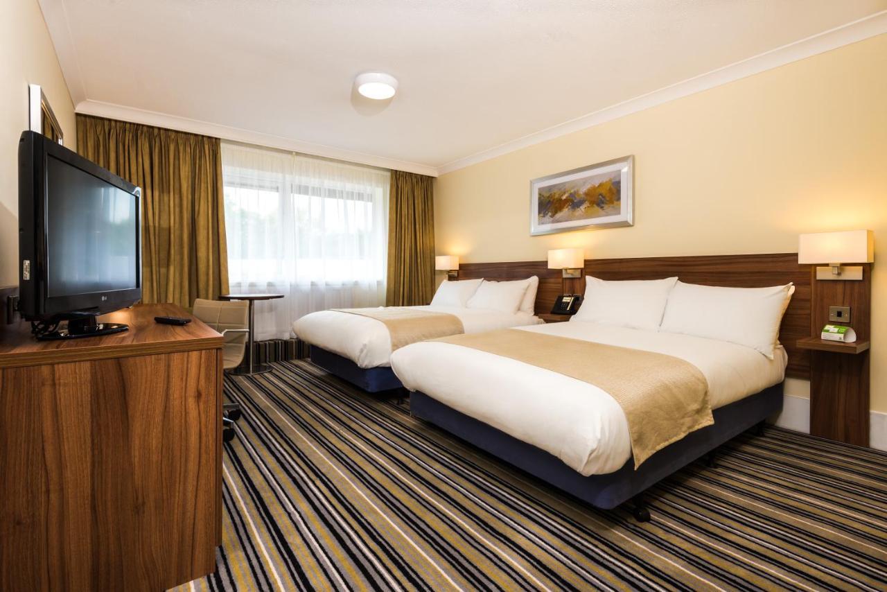 Holiday Inn Warrington By Ihg Buitenkant foto