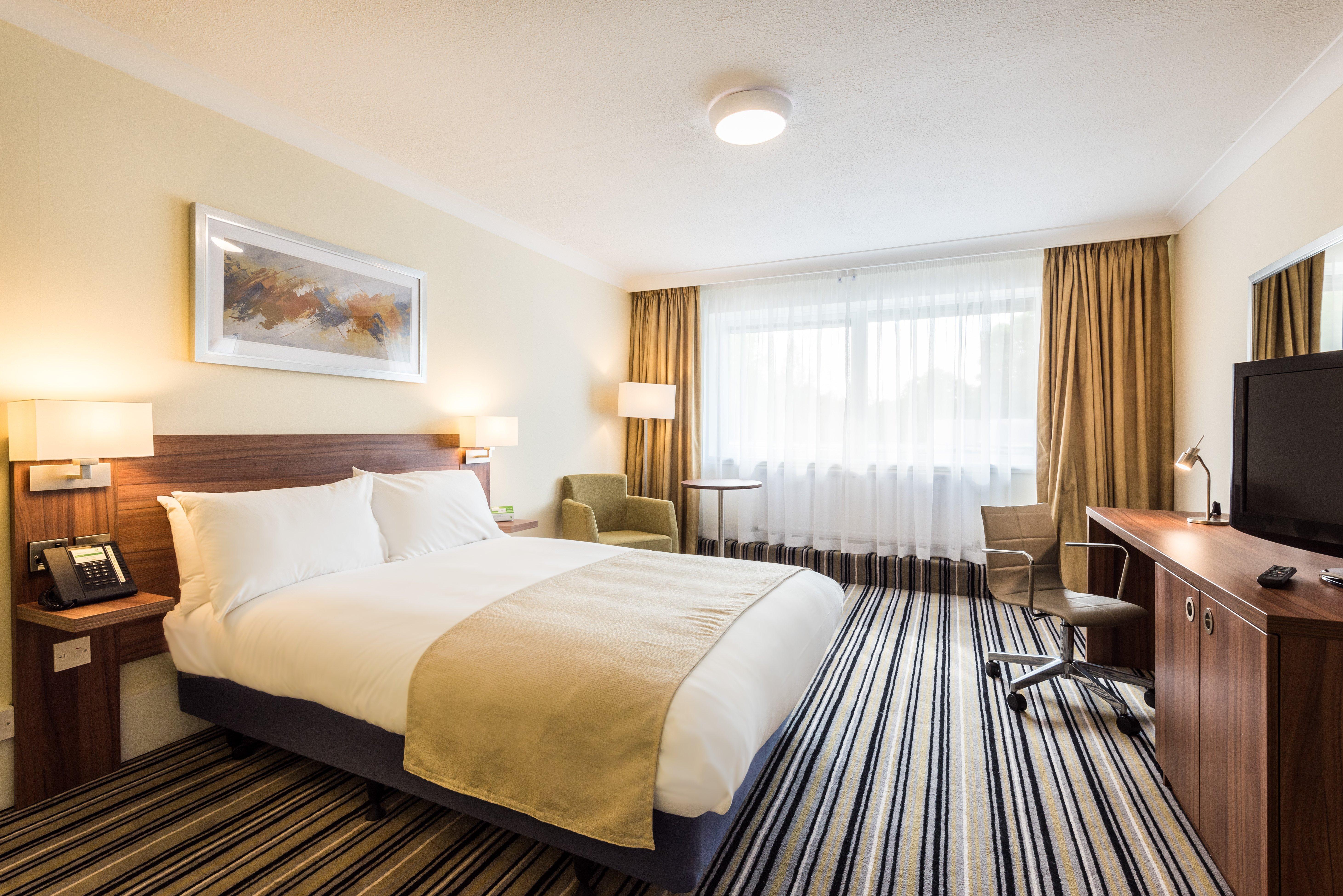 Holiday Inn Warrington By Ihg Buitenkant foto