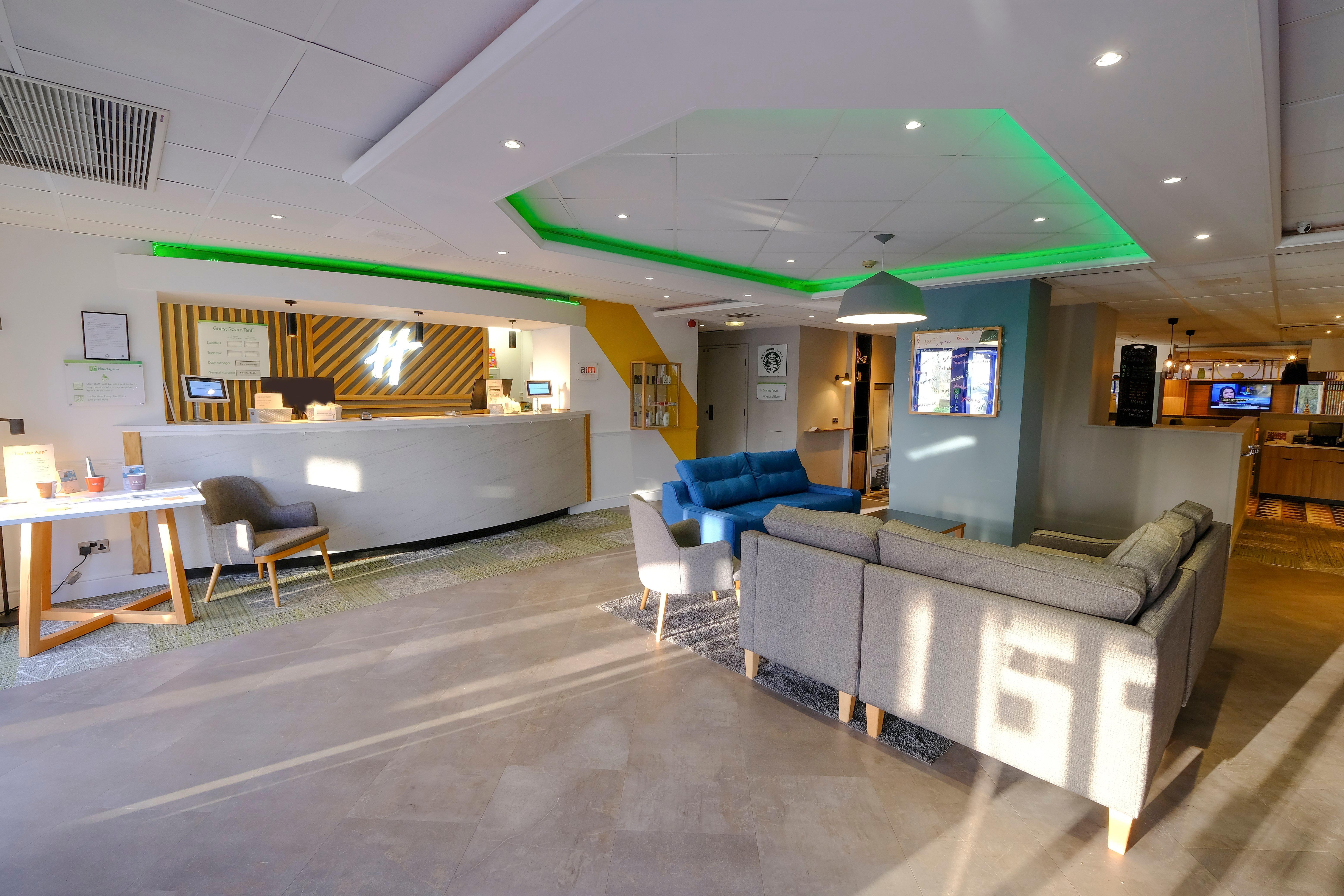 Holiday Inn Warrington By Ihg Buitenkant foto