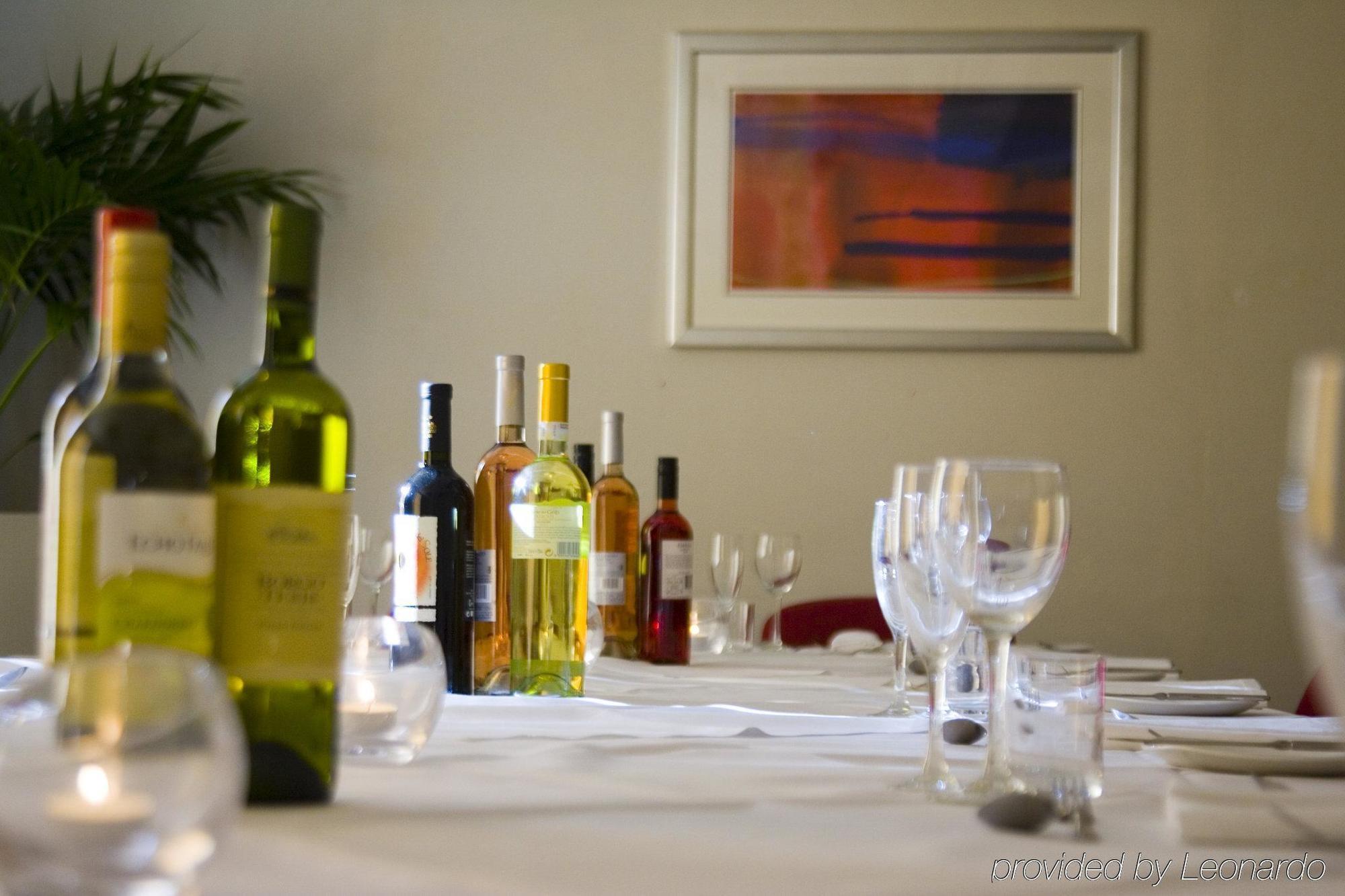 Holiday Inn Warrington By Ihg Buitenkant foto