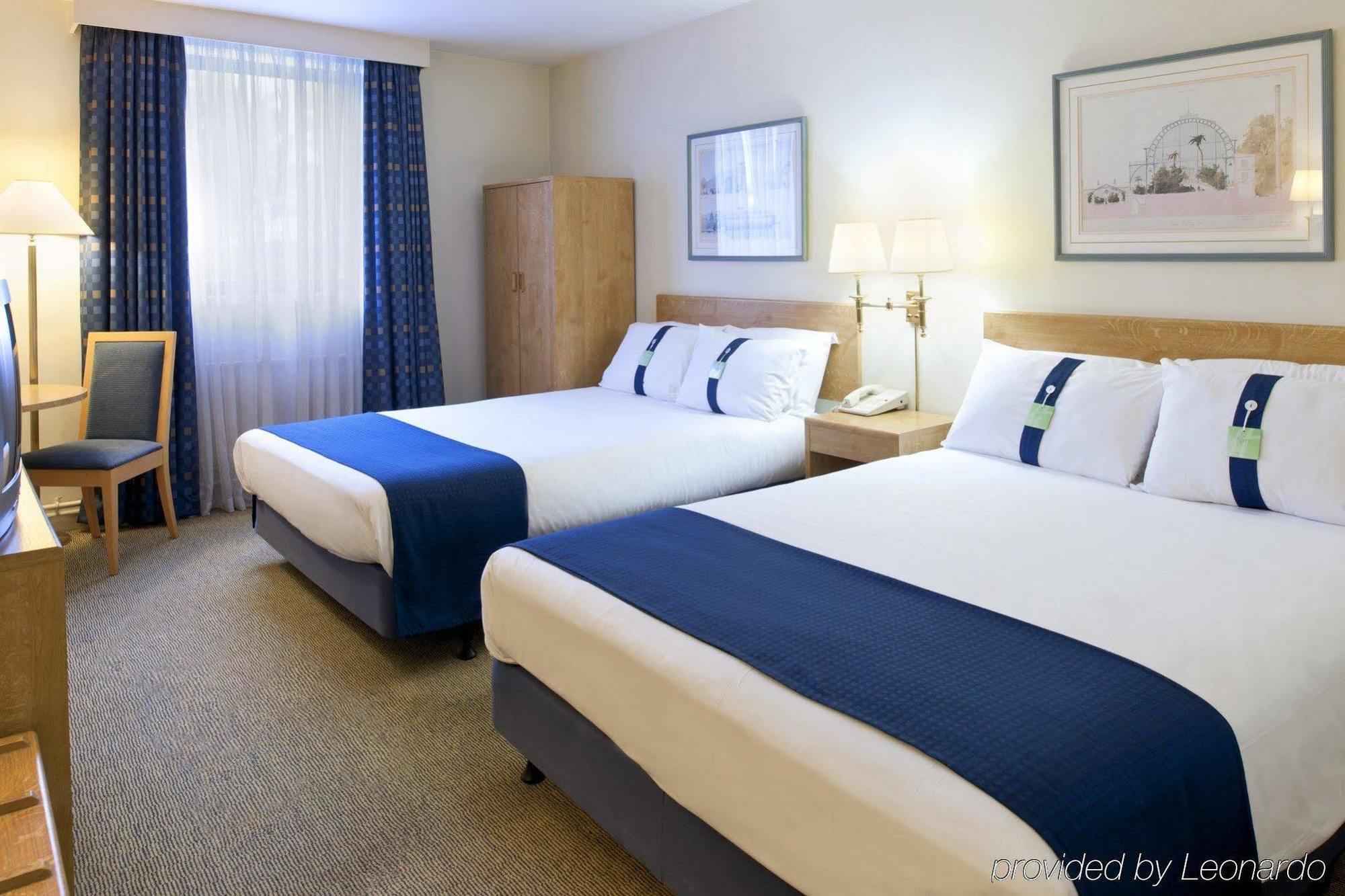 Holiday Inn Warrington By Ihg Buitenkant foto